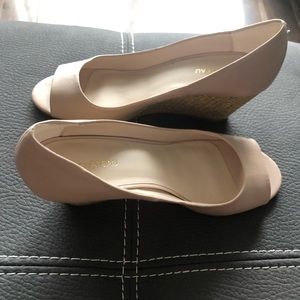 Le Chateau Wedge Shoes in light Tan colour Size 9